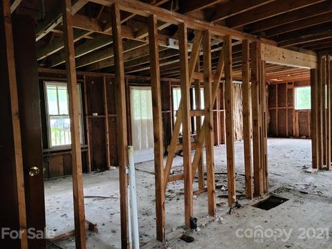 109 Lee Rd, Clyde, NC 28721 photo 7