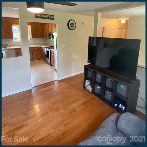 5480 Otoole Ct, Conover, NC 28613 photo 9
