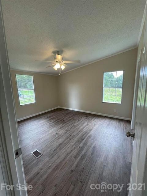3584 Random Ln, Granite Falls, NC 28630 photo 15