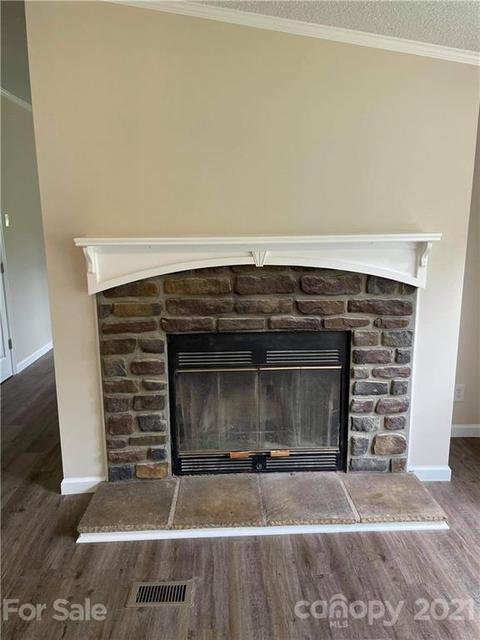 3584 Random Ln, Granite Falls, NC 28630 photo 5