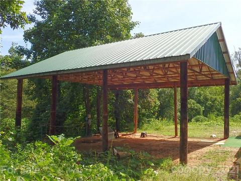 2915 Big Level Rd, Mill Spring, NC 28756 photo 3