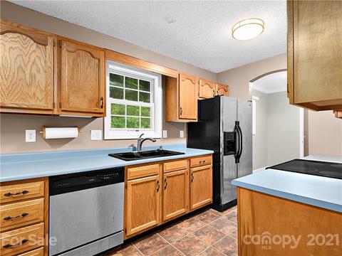 26 Fairview Pointe Dr, Fairview, NC 28730 photo 6