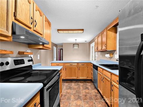26 Fairview Pointe Dr, Fairview, NC 28730 photo 7