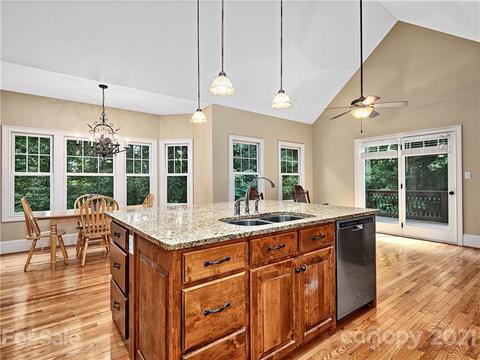 3 Nuthatch Ct, Fairview, NC 28730 photo 10