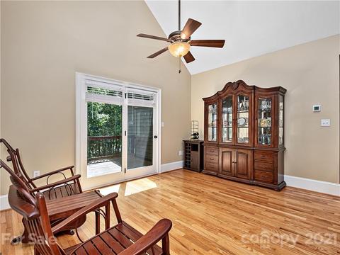 3 Nuthatch Ct, Fairview, NC 28730 photo 11
