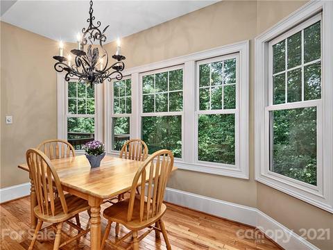 3 Nuthatch Ct, Fairview, NC 28730 photo 8