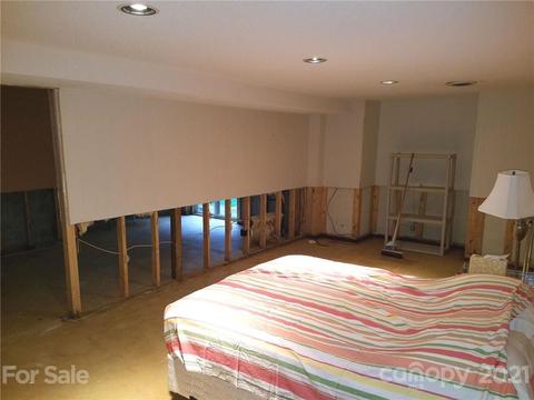 335 Melrose Ave #106, Tryon, NC 28782 photo 12