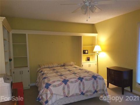335 Melrose Ave #106, Tryon, NC 28782 photo 8