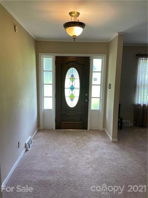 946 Forest Dr, Lancaster, SC 29720 photo 3