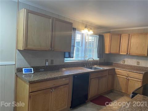 946 Forest Dr, Lancaster, SC 29720 photo 6