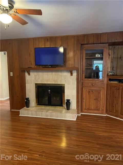 946 Forest Dr, Lancaster, SC 29720 photo 5