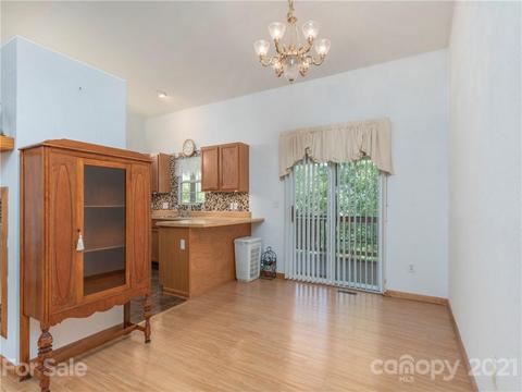 52 Mopar Ln, Clyde, NC 28721 photo 5