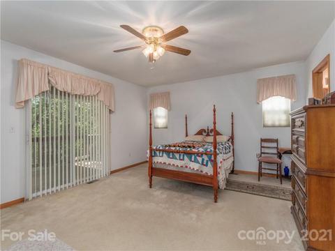 52 Mopar Ln, Clyde, NC 28721 photo 10
