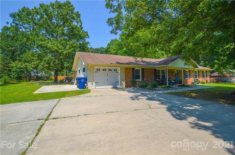 811 Pilgrim Forest Dr, Monroe, NC 28110 photo 4