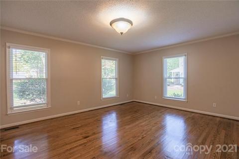 623 Rugby Rd, Lancaster, SC 29720 photo 5