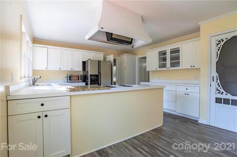 623 Rugby Rd, Lancaster, SC 29720 photo 12