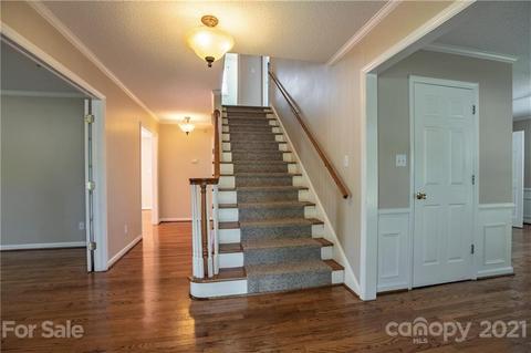 623 Rugby Rd, Lancaster, SC 29720 photo 3