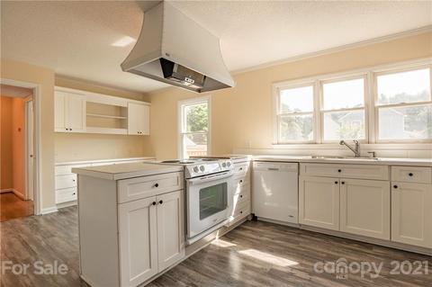 623 Rugby Rd, Lancaster, SC 29720 photo 8