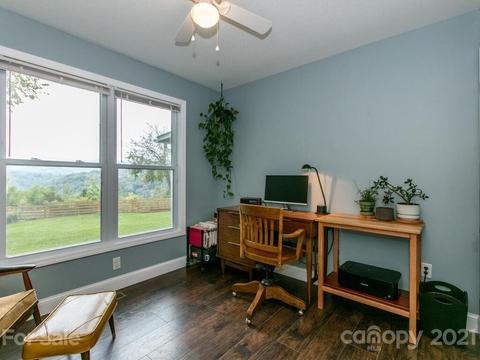 32 Flint St, Canton, NC 28716 photo 24