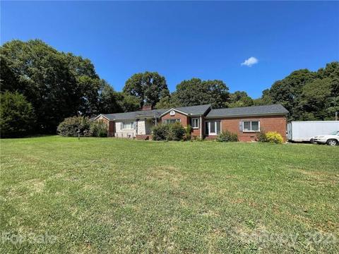 975 E 13th St, Kannapolis, NC 28083 photo 1