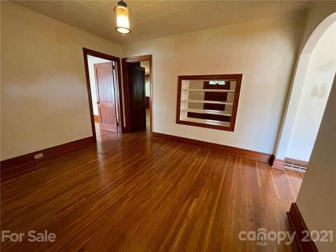 975 E 13th St, Kannapolis, NC 28083 photo 3