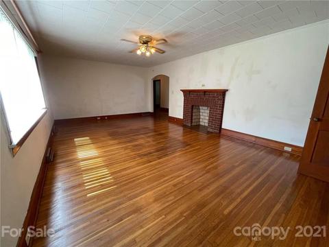 975 E 13th St, Kannapolis, NC 28083 photo 5