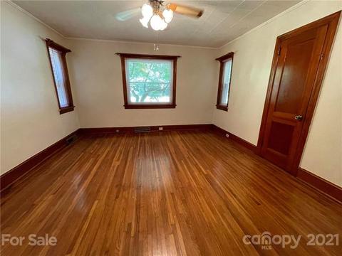975 E 13th St, Kannapolis, NC 28083 photo 8