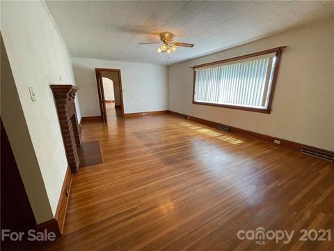 975 E 13th St, Kannapolis, NC 28083 photo 6