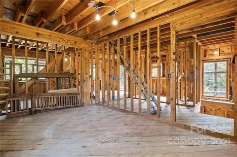 367 Nix Dr, Marshall, NC 28753 photo 6