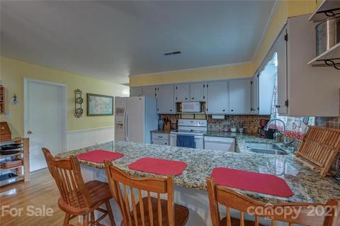 647 Blacksnake Rd, Stanley, NC 28164 photo 9