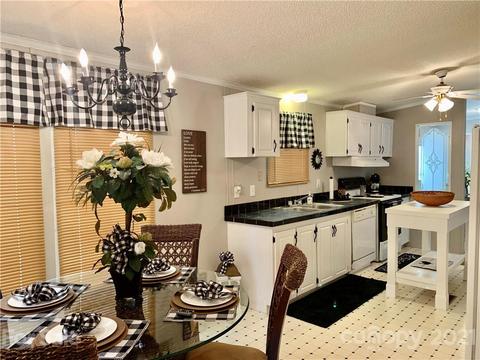 1495 Stanton Loop Rd, Purlear, NC 28665 photo 25