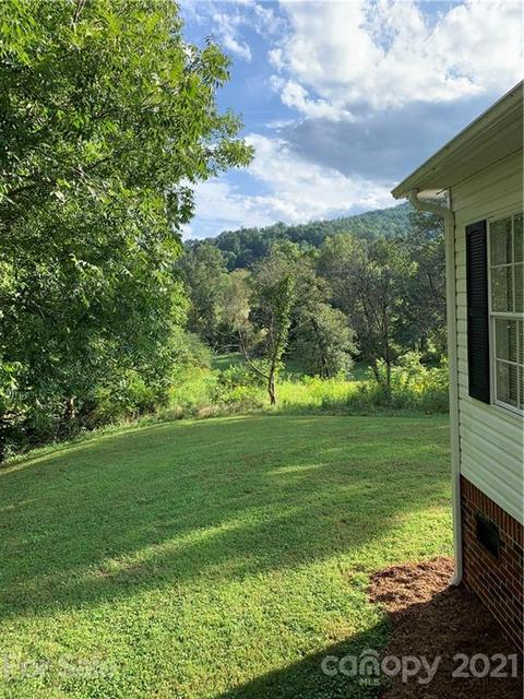1495 Stanton Loop Rd, Purlear, NC 28665 photo 13