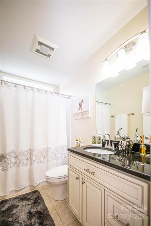94 Towne Pl, Clyde, NC 28721 photo 22