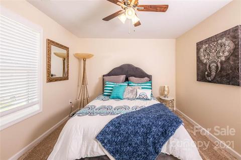 94 Towne Pl, Clyde, NC 28721 photo 19