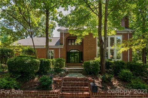 19532 Weavers Cir, Cornelius, NC 28031 photo 1