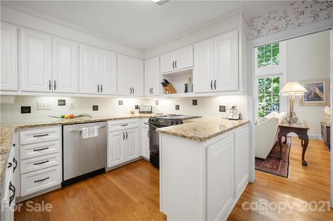 19532 Weavers Cir, Cornelius, NC 28031 photo 10