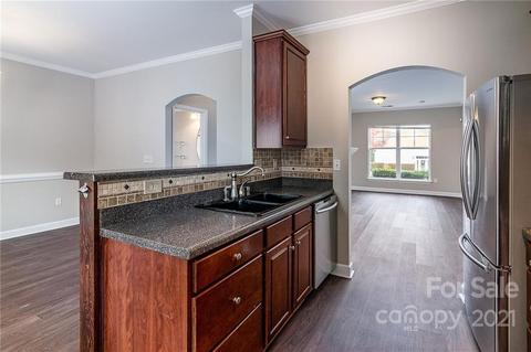 18043 W Amberside Rd, Cornelius, NC 28031 photo 7