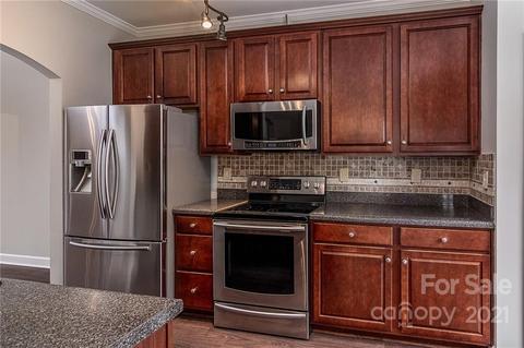 18043 W Amberside Rd, Cornelius, NC 28031 photo 6