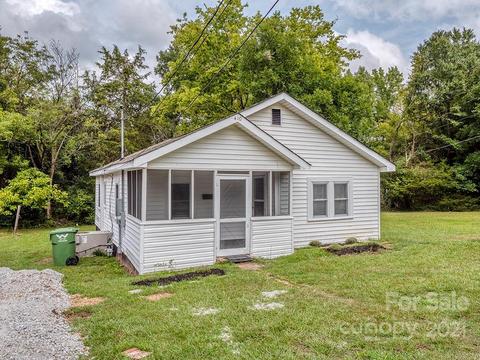 410 Ruth St, Lancaster, SC 29720 photo 2