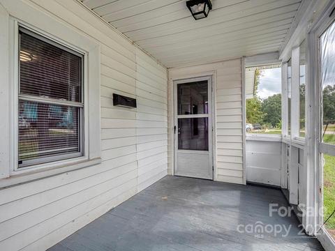 410 Ruth St, Lancaster, SC 29720 photo 3