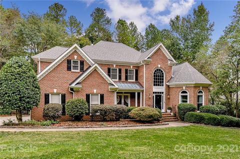 18616 Hammock Ln, Davidson, NC 28036 photo 1