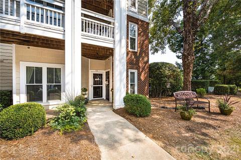 920 Jetton St #52, Davidson, NC 28036 photo 5