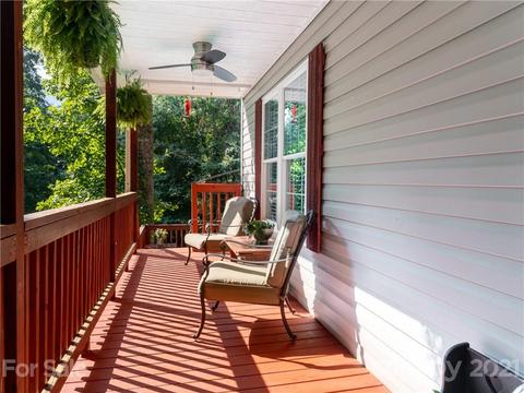 34 Boxturtle Rd, Candler, NC 28715 photo 3