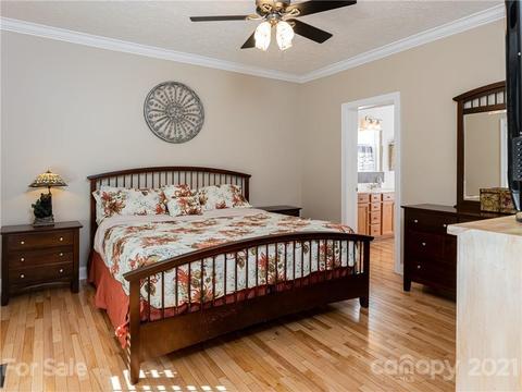 34 Boxturtle Rd, Candler, NC 28715 photo 14