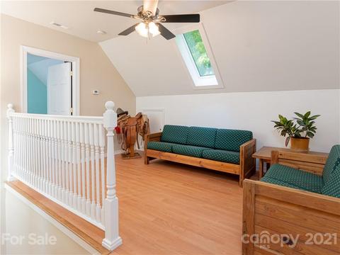 34 Boxturtle Rd, Candler, NC 28715 photo 20