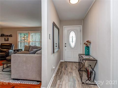 525 Ruby Ln, Gastonia, NC 28054 photo 4