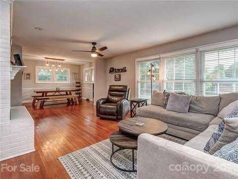 525 Ruby Ln, Gastonia, NC 28054 photo 5