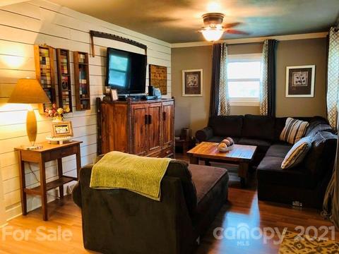 401 Maple St, Locust, NC 28097 photo 6