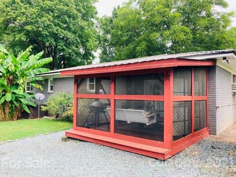 401 Maple St, Locust, NC 28097 photo 3