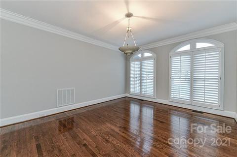 18825 River Falls Dr, Davidson, NC 28036 photo 3